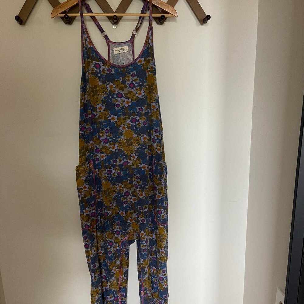 Natural Life Lucy Jumpsuit in Dusty Blue Floral size Large